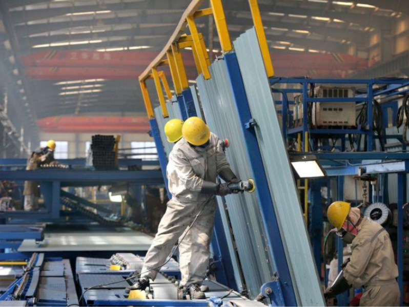 LA INDUSTRIA CHINA SE RECUPERA ANTE EL EMPUJE DE LAS EXPORTACIONES Y EL CONSUMO